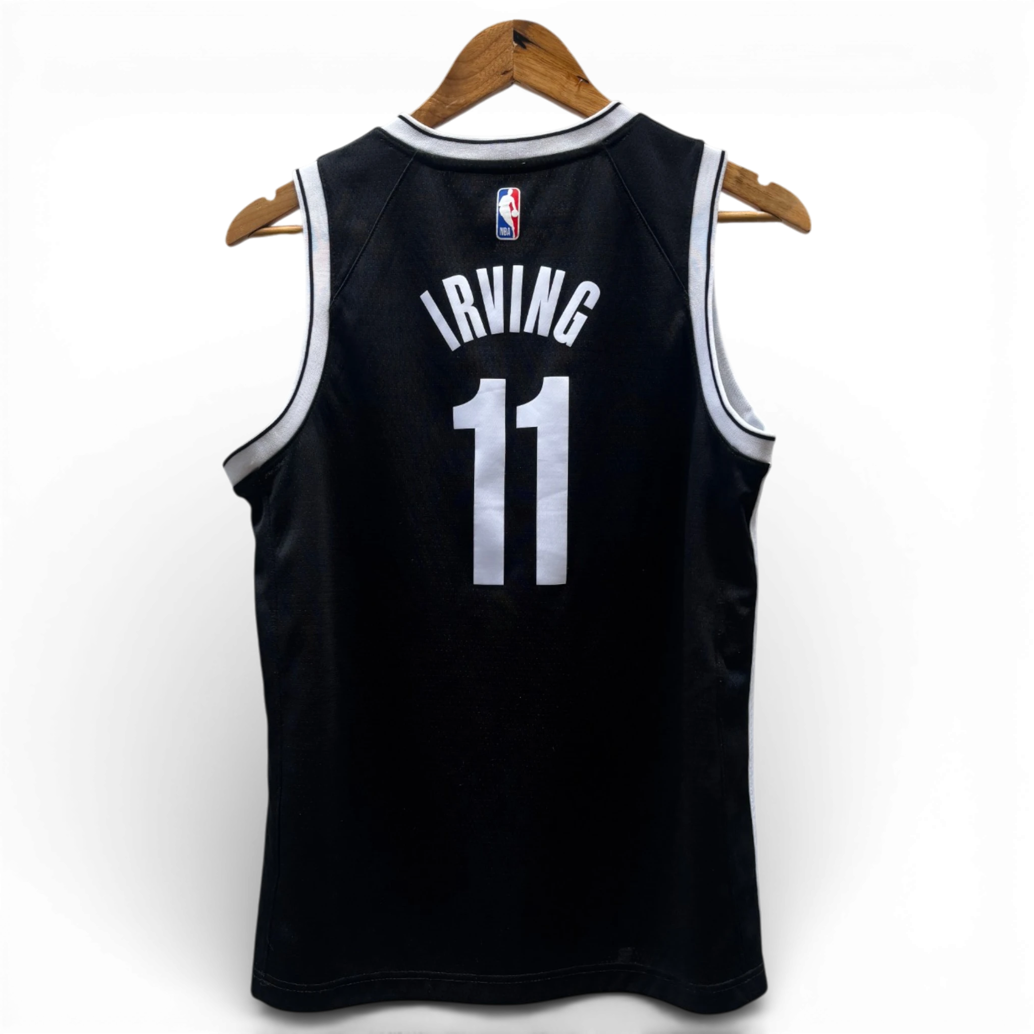 Kyrie Irving NBA Jersey M